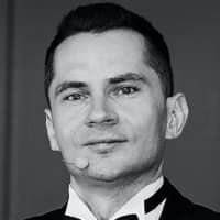 Анатолий Иванов
