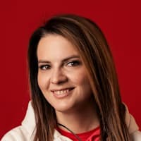 Анна Шестакова
