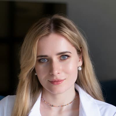 Юлия Рунова