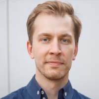 Михаил Новиков